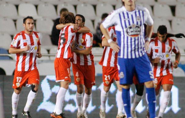 2-3. El Almería se cuela en semifinales por primera vez en su historia tras vencer al Deportivo