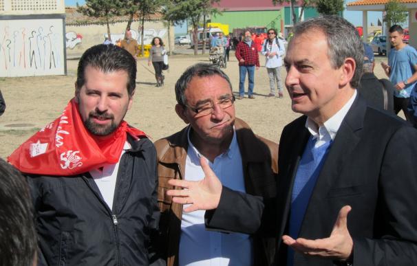Zapatero defiende una fórmula de "diálogo y pacto" para resolver la cuestión de Cataluña