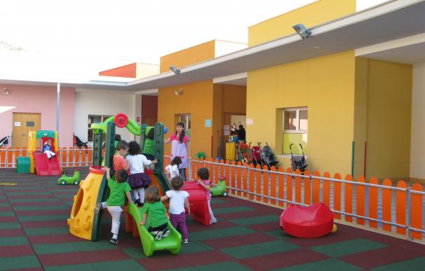 Ayuntamiento no retirará las ayudas a las escuelas infantiles privadas hasta el curso 2018-2019, con los nuevos centros