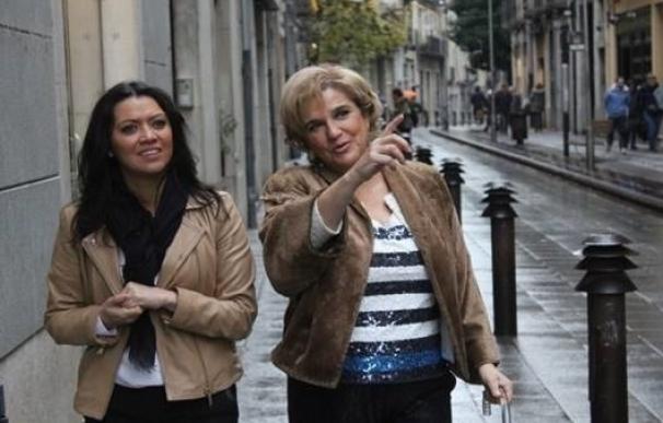 La mujer de Puigdemont descarta hacer política: "Con uno en la familia tenemos suficiente"