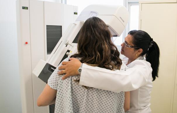 Un ensayo de SOLTI revela que el 60% de las pacientes con cáncer de mama HER2+ podría ahorrarse la quimioterapia
