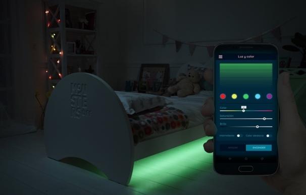 Crean la primera cama 'anti monstruos' que cuenta con un sistema de iluminación controlable desde el smartphone