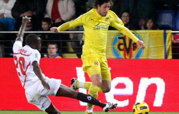Capdevila firma su renovación con el Villarreal hasta 2013