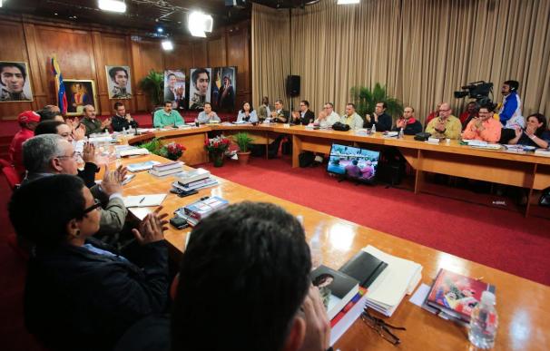 Maduro dice "única forma" de liberar a opositor Leopoldo López es canjeándolo