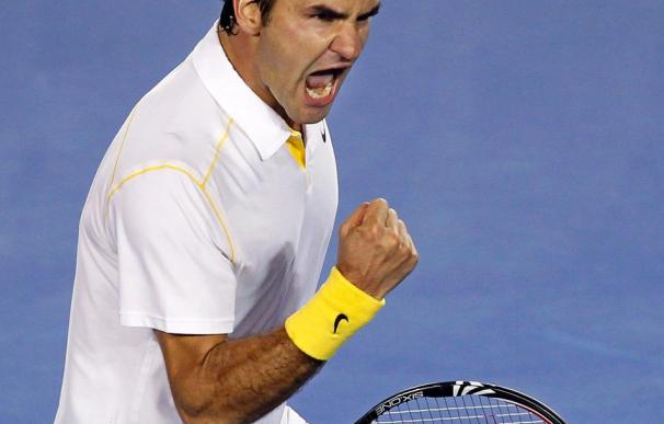 Federer sufre para derribar el 'maleficio' de Simon en el Abierto de Australia