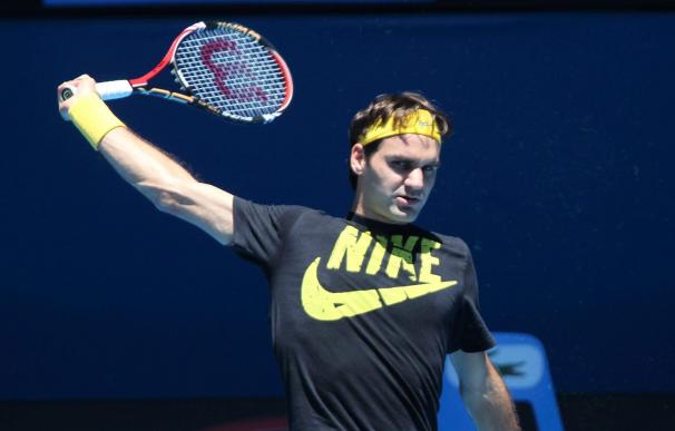 Federer dice que lo que ha logrado Rafa es "increíble" y es "favorito" para el torneo