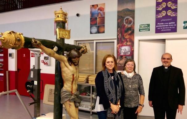 Cultura entrega la imagen del Santísimo Cristo del Amparo a la Iglesia de San Nicolás de Murcia