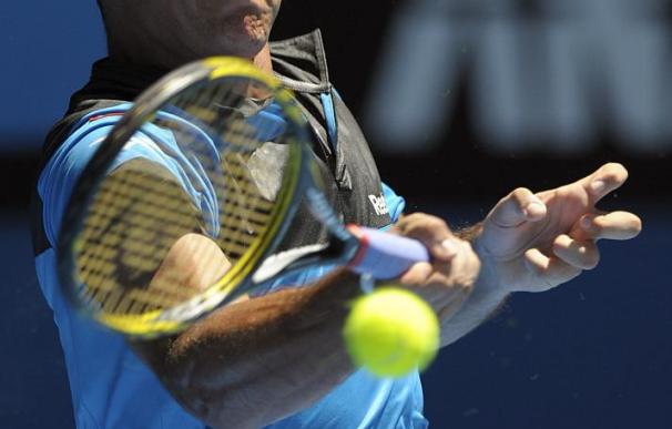 Djokovic destroza a Almagro en el Abierto de Australia
