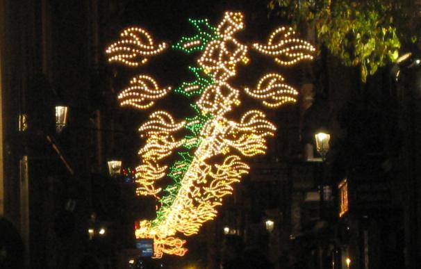 Comienza la campaña de Navidad con la apertura del Belén y el encendido de la iluminación ornamental