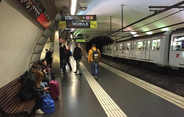 El Metro de Barcelona abrirá toda la noche de Fin de Año y cerrará a las 23.00 en Nochebuena