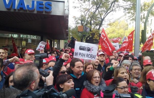 Pablo Iglesias acusa al PSOE de intentar presentar como "un logro" las "migajas" de la subida del salario mínimo