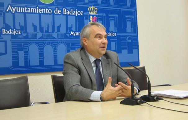 María José Solana asume las competencias de Germán López Iglesias tras su marcha del Ayuntamiento de Badajoz