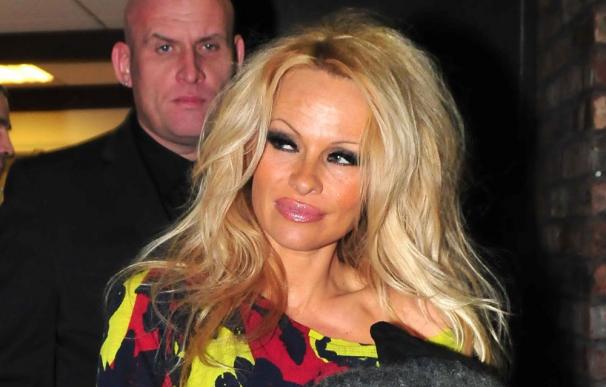 Pamela Anderson quiere vivir con animales adoptados