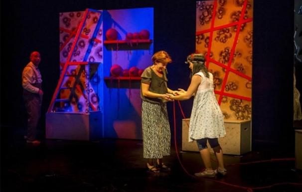 La Diputación de Cáceres lleva a Plasencia un espectáculo teatral que aborda temas como el bullying o la adopción