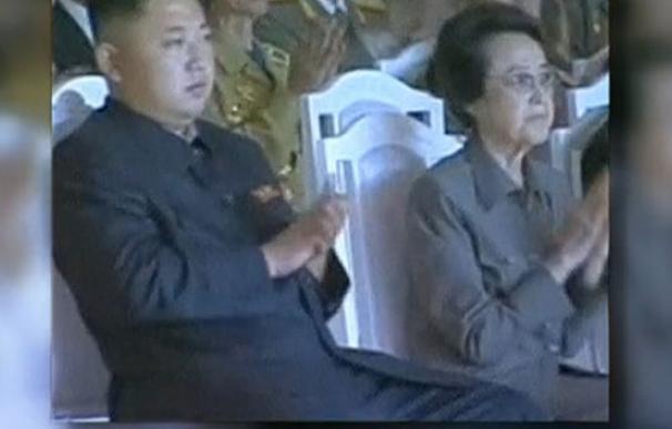 Kim Jong-un junto a su tía, Kim Kyong-hui