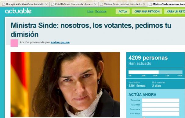 Crean una web para pedir la dimisión de González-Sinde