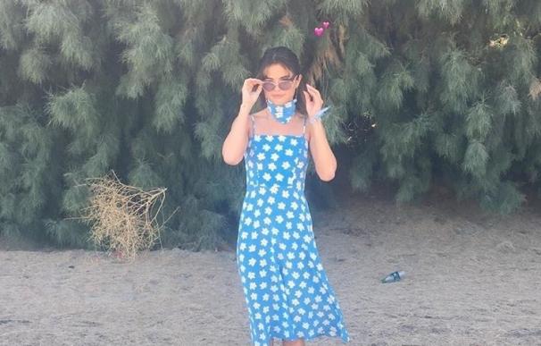 Selena Gomez brilla con una combinación sencilla en Coachella