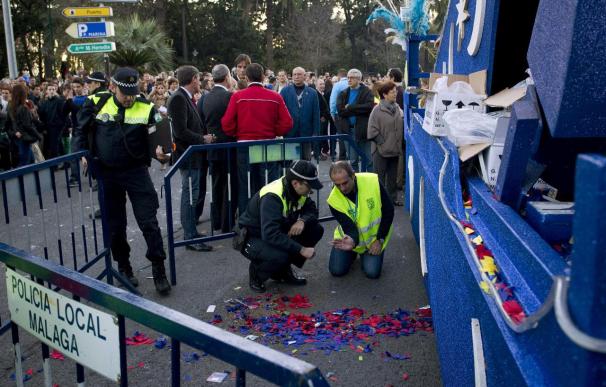 Un niño muere al ser atropellado por una carroza en la cabalgata de Málaga