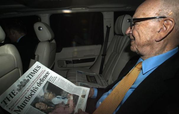 Rupert Murdoch vierte sus opiniones en Twitter