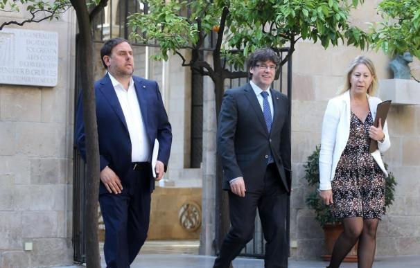 Puigdemont y Junqueras escenifican este viernes su "compromiso con el referéndum"