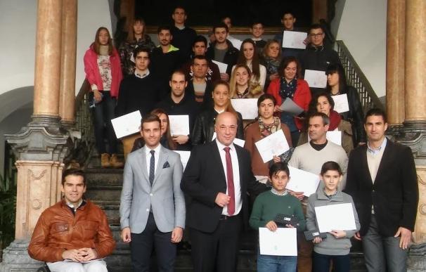 La Diputación concede 50 becas a deportistas individuales de máximo nivel de la provincia