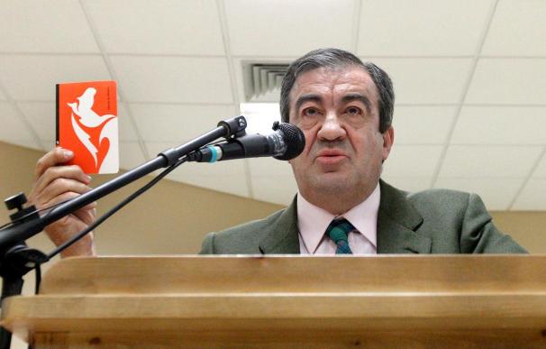 Álvarez-Cascos anuncia que optará a liderar el Foro Asturias