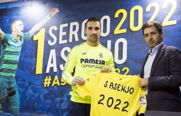 Asenjo: "Ha sido muy fácil ampliar mi contrato con el Villarreal"
