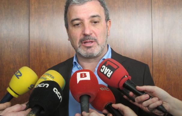 Collboni pide prudencia a Colau en la cumbre del referéndum y "no comprometer" a su Gobierno