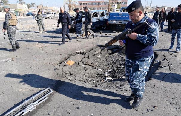 Un atentado suicida contra un gobernador iraquí causa 4 muertos y 3 heridos