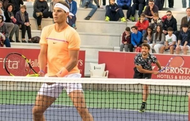 Nadal y Marc López se estrenan con victoria en Manacor
