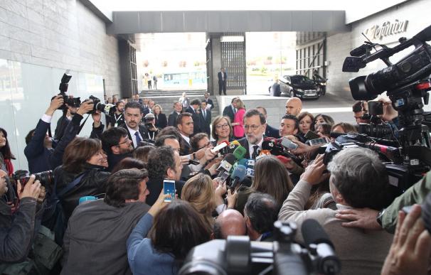 (Ampl.) Rajoy anuncia que el Gobierno elevará al 2,7% la previsión de crecimiento para este año