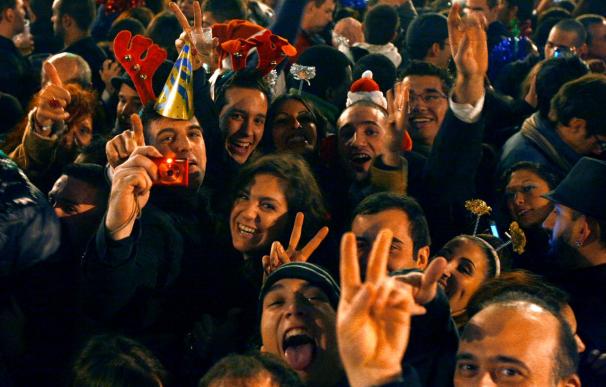 La población española aumentó en 163.909 personas y supera los 46 millones