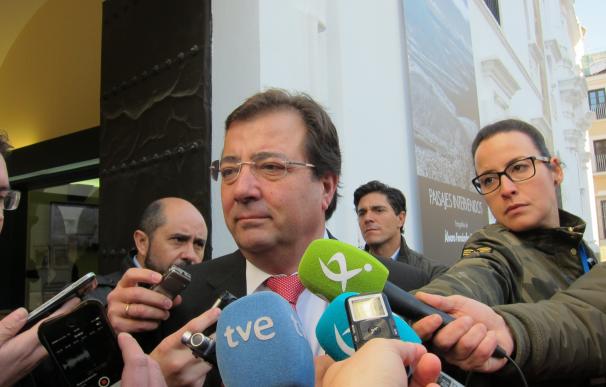 Fernández Vara rechaza entrar en "especulaciones" sobre una hipotética moción de censura al PP en la ciudad de Badajoz