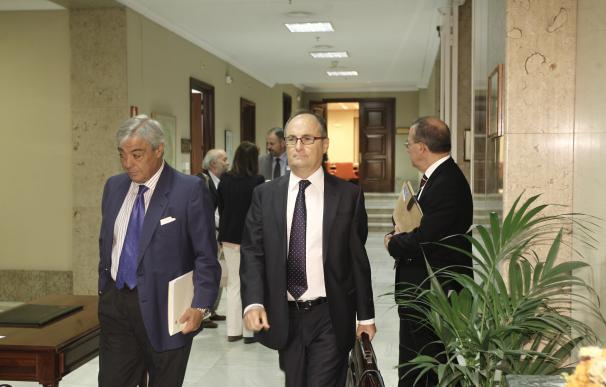 El Banco de España vigilará que las fusiones sean lo "más apropiadas posibles" para garantizar la competencia