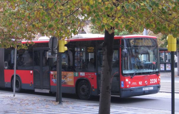 El número de viajeros de autobús urbano desciende un 1,7% en Extremadura en octubre respecto a hace un año