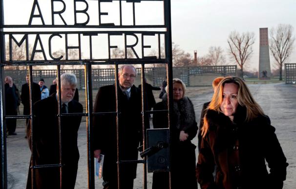 La ministra de Exteriores afirma que los presos de Sachsenhausen salvaron los valores europeos