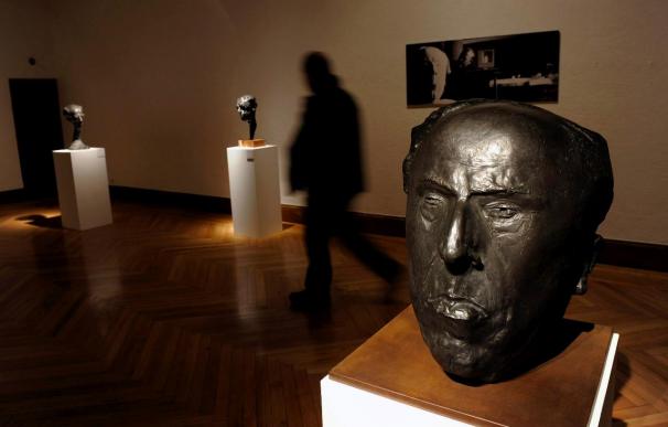 Pablo Serrano reverdece como escultor filosófico y humanista