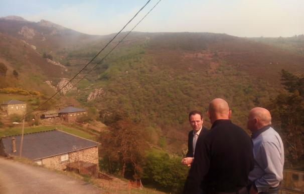 Un total de 30 incendios permanecen activos en Asturias
