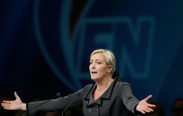 Marine Le Pen, hija del conocido Jean-Marie Le Pen ha tomado las riendas del partido francés, Frente Nacional.