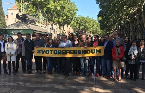 El Pacte pel Referèndum alcanza los 5.000 voluntarios para recoger firmas en Sant Jordi