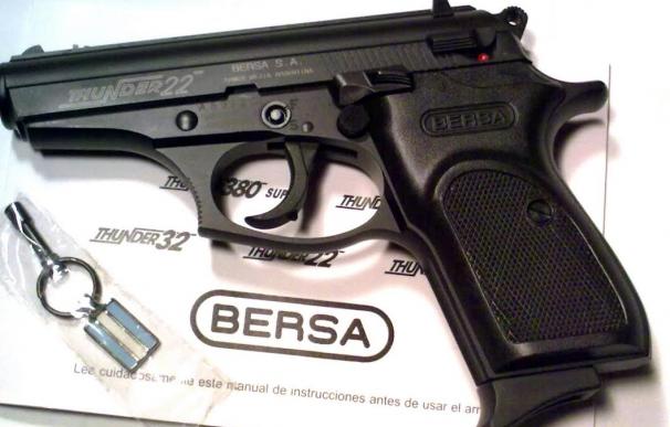 Pistola calibre 22 largo marca Bersa