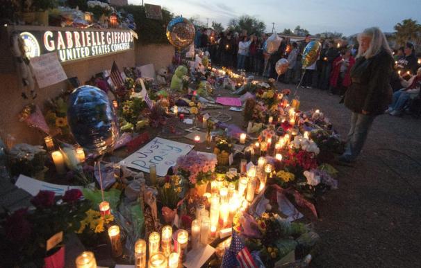 Los congresistas de EEUU revisarán su seguridad tras el atentado de Arizona