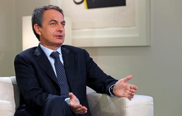 Zapatero pide que no haya privilegios ni perjuicios en las pensiones a parlamentarios
