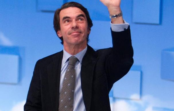 Aznar cree que España no puede competir en el mundo con CCAA aspirando a mini-Estados