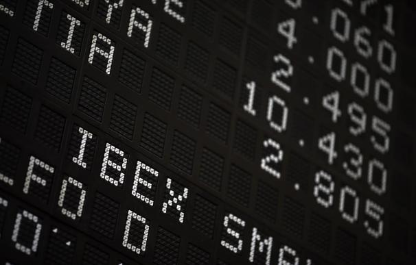 El Ibex 35 se deja un 1,2% y se aleja de los 9.900 enteros tras la mala apertura de Wall Street