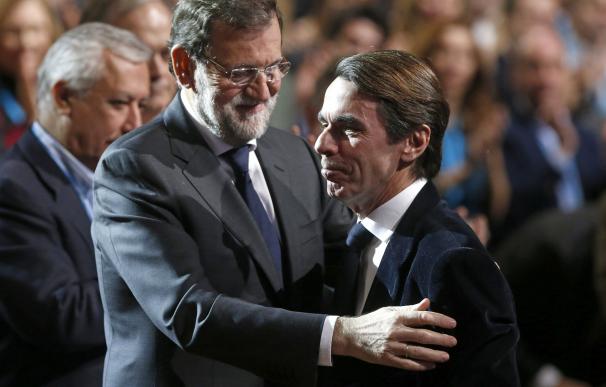 José María Aznar y Mariano Rajoy en la Convención Nacional del PP