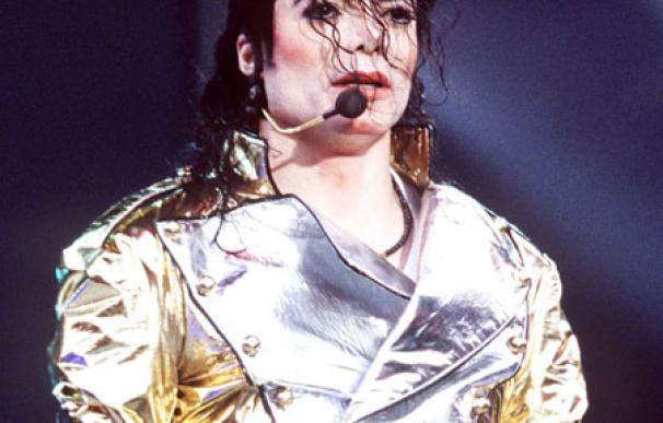 Los herederos de Michael Jackson demandan a un vendedor de recuerdos