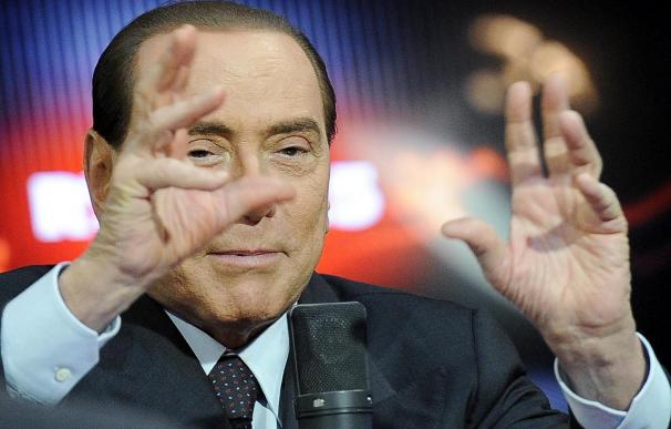 Berlusconi anuncia una alianza con la Liga de cara a los comicios de febrero