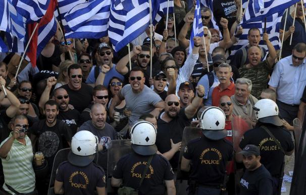 Los neonazis aspiran a convertirse en la tercera fuerza en elecciones griegas