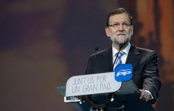 Rajoy alude a Bárcenas al decir que no le "preocupan" las "manipulaciones" de quien no ha estado "a la altura" del PP